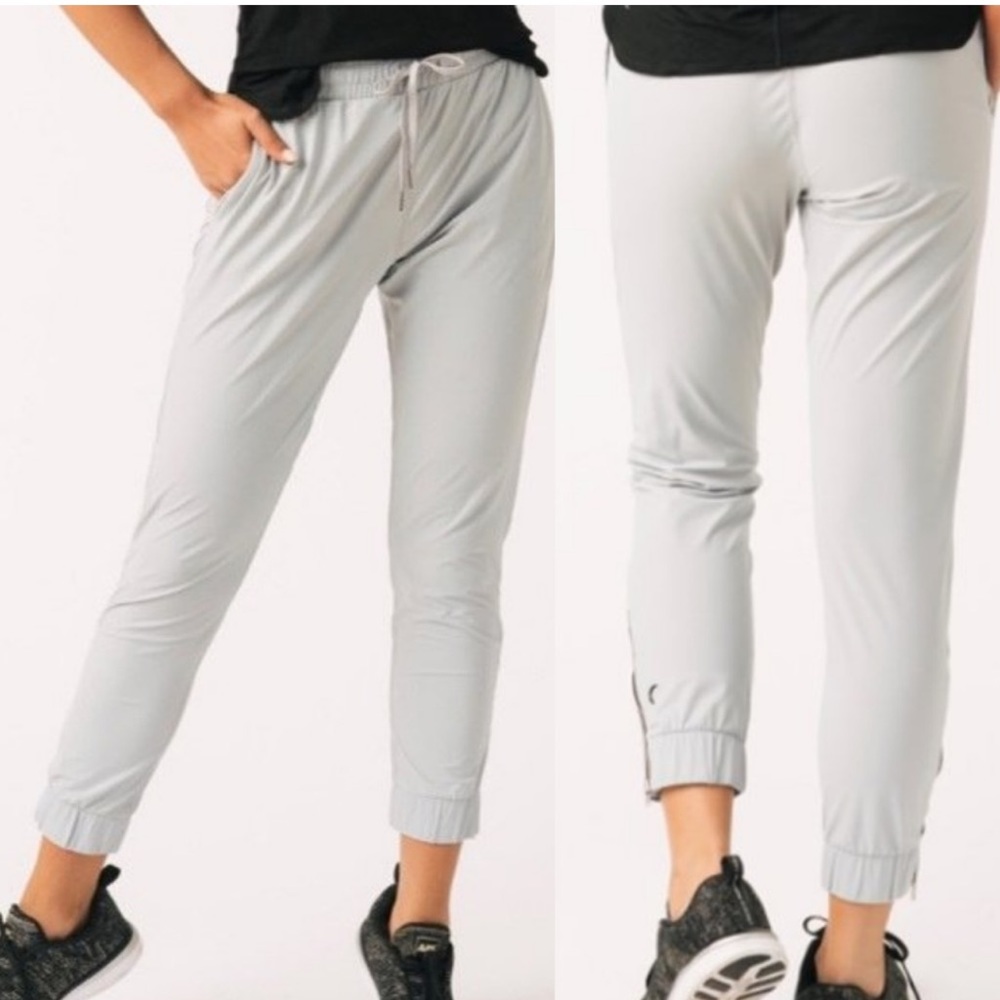 ZYIA Active Gray Everywhere Zipper Jogger Pants Women XXL (fits smaller)